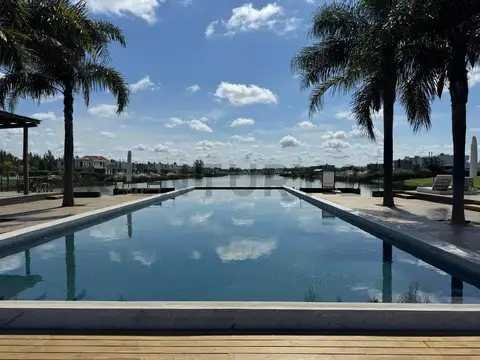 Terreno en Venta 27  mts Frente