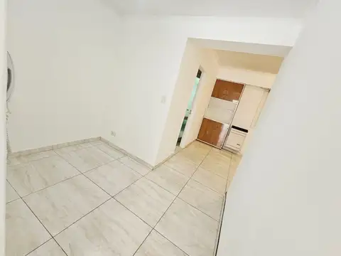 AV INDEPENDENCIA  al 1100