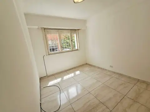 AV INDEPENDENCIA  al 1100