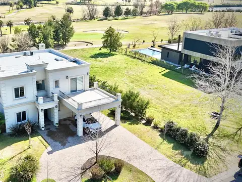 Casa en Venta de 5 dormitorios