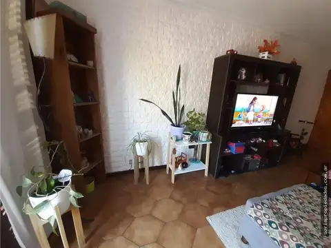 Depto Tipo Casa en Venta con 1 cocheras