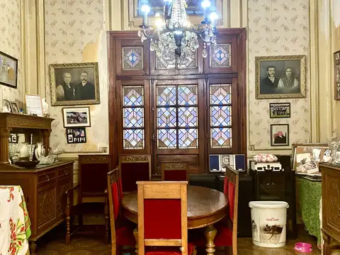 Muy buen Ph de estilo con entrada indep, cochera y gran terraza. Apto todo destino 