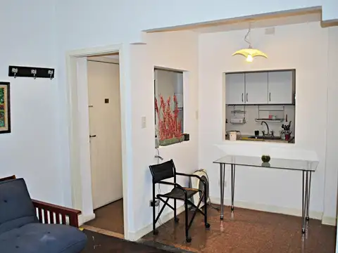 Vendo muy buen Depto. 2 amb con 2 patios en PB Apto crédito