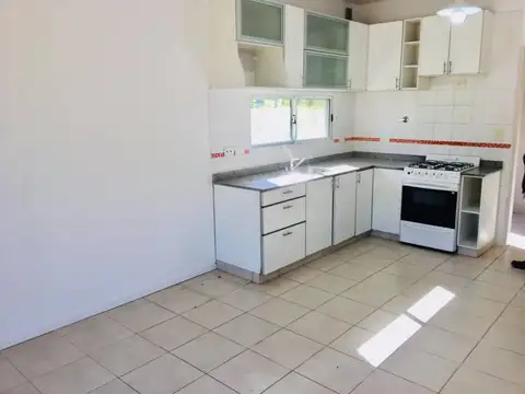 Casa 5 ambientes con 4 baños