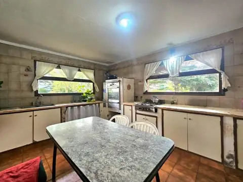 Venta Casa 5 ambientes lote de 900 m2 quincho/cochera - Sierra de los Padres - Mar del Plata