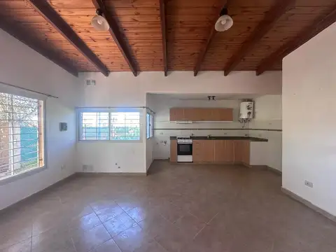 Casa en Venta en Roldan, USD 110.000