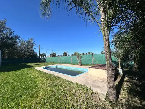 VENTA DE CASA 2 DORMITORIOS EN TIERRA DE SUEÑOS 3 ROLDAN