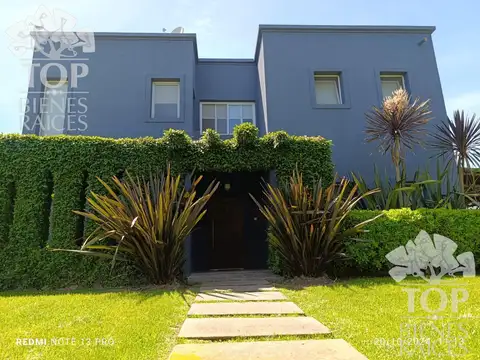 Casa 6 ambientes con 3 baños