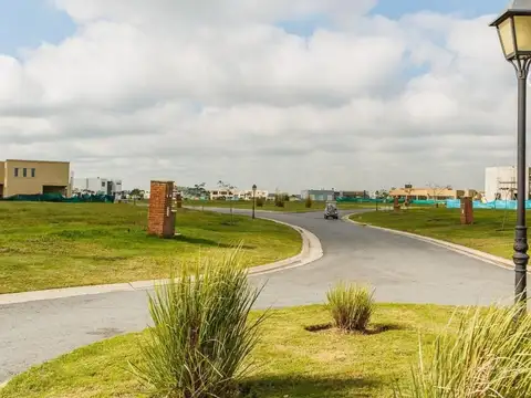 Terreno en Venta en Countries y Barrios Cerrados en Pilar, USD 35.000