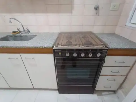 Departamento en Alquiler con 1 cocheras