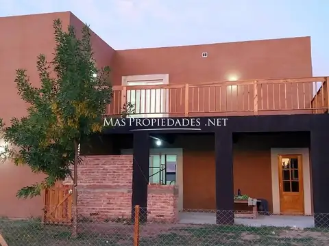 Venta Casa en Santo Domingo 4 Dormitorios Canning 100