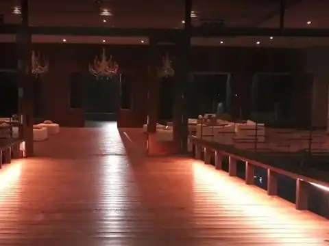 Casa en alquiler en  Mapuche con pileta