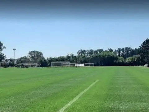 Casa en Alquiler con 1 cochera