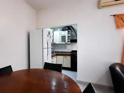 Depto Tipo Casa en Venta en Valentin Alsina, USD 70.000