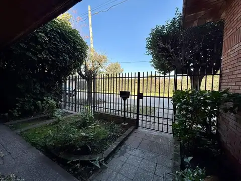 Casa en Venta en Villa Luzuriaga, USD 95.000