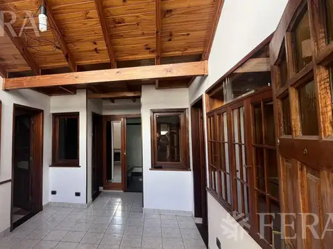 Depto Tipo Casa en Alquiler de 2 dormitorios