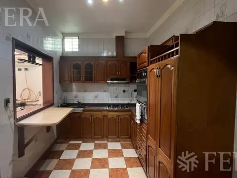 Alquiler de PH 3 ambientes con terraza en Villa Dominico