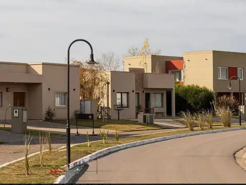 LOTE A LA LAGUNA BARRIO CRUZ DEL SUR SAN VICENTE CANNING