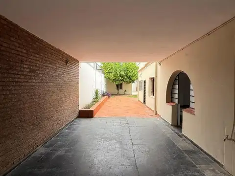 Casa en Alquiler de 4 dormitorios