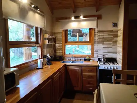 Casa 3 ambientes con 2 baños