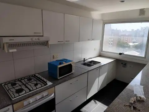 Departamento en Alquiler con 1 cocheras