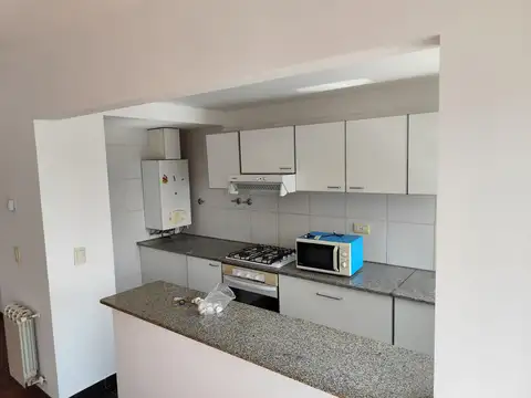 Departamento en Alquiler en Rosario, $ 690.000