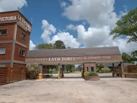La Victoria Golf &  Country Club