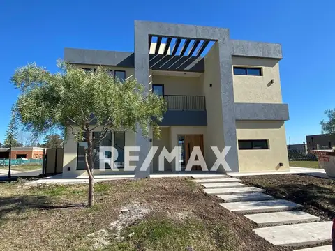 Alte. Guillermo Brown 100