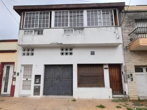 PH 3 ambientes en PB con amplio jardín