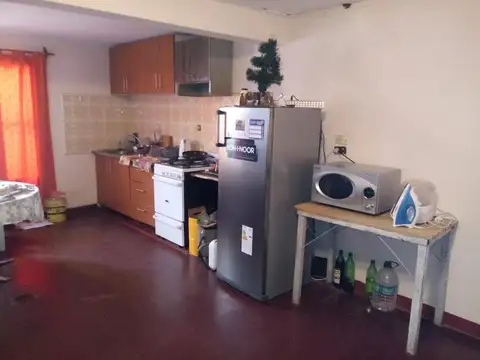 Casa 4 ambientes con 1 baño