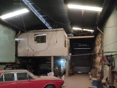 Galpon en Venta 8  mts Frente