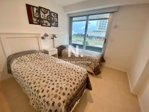 Comodo apartamento de 3 dormitorios en torre de categoria