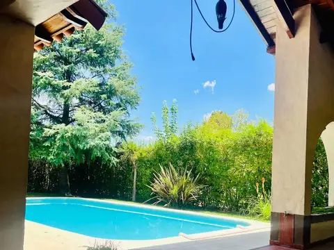 Venta Casa Pileta Casa Huéspedes CC la Martona