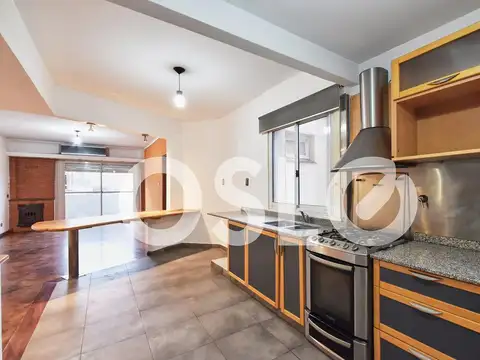 Departamento en venta de 3 Ambientes en Paternal de 91 M2. Perfecto estado.