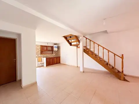 VENTA DUPLEX 3 AMBIENTES CON BALCON - SANTA CLARA