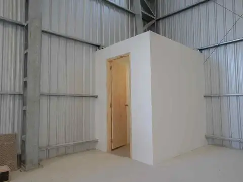 Galpon en Alquiler en Montevideo, USD 2.750