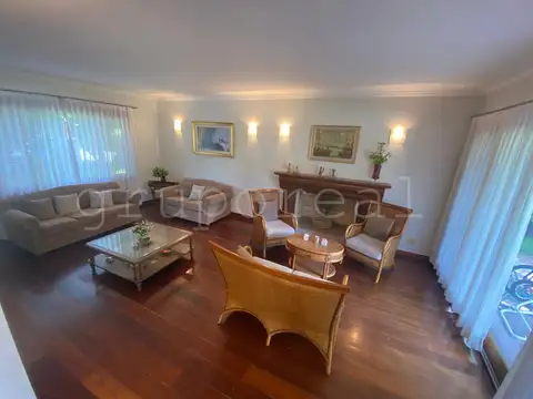 Casa en Venta en El Ombu, USD 515.000