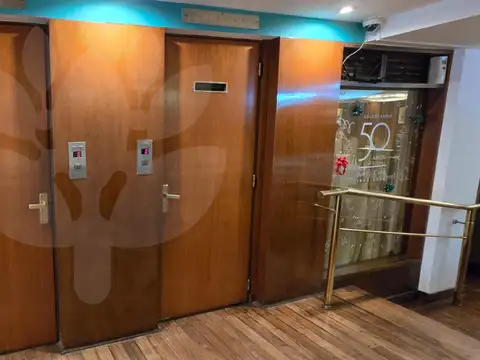 Vendemos Edificio en La Plata, planta baja mas seis pisos, 47 habitaciones, 14 cocheras.