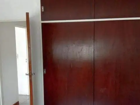 Venta De Galpon Y Ph En Pilar Centro, Gba Norte, Pilar