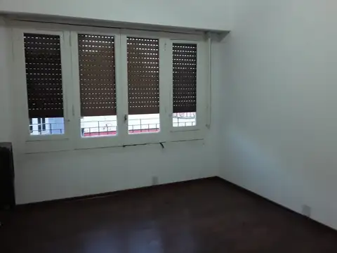 Departamento tipo casa en pleno centro de la ciudad
