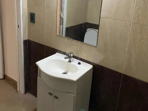 Depto Tipo Casa en Venta 50 años