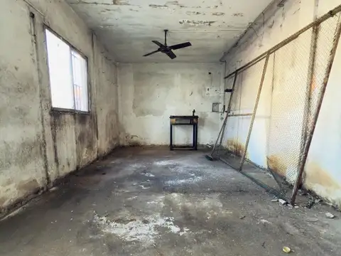 Galpon en Venta en Tolosa, USD 65.000