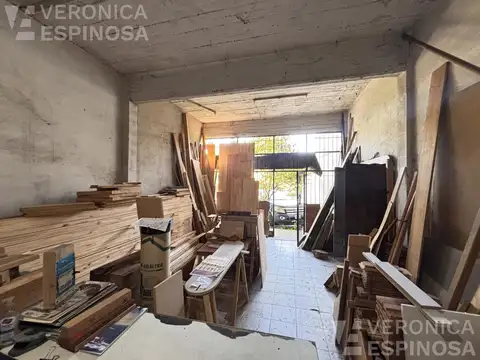 Avenida Presidente Peron al 7200