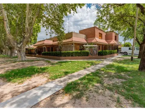 Propiedad en Venta-Pellegrini 1500-Funes