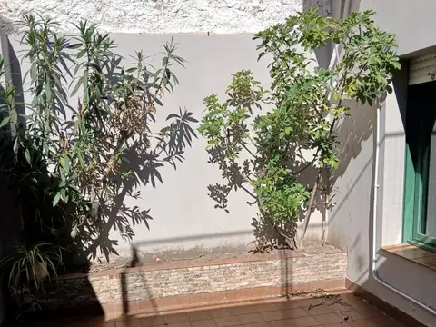 EXCELENTE PH 3 AMB 83m2tot. TERRAZA PROPIA "LUMINOSO" LA MEJOR UBICACION