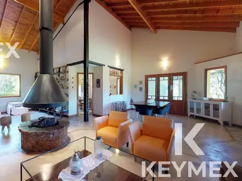 VENTA DE CASA DE 5 DORMITORIOS EN CAMPOS DE ROCA