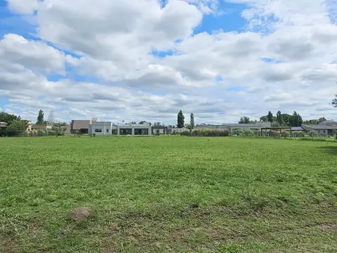 Terreno en Venta en San Roque, USD 28.000