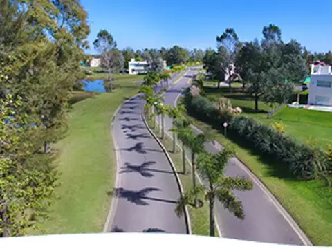 Terreno en Venta de 866,0 m2