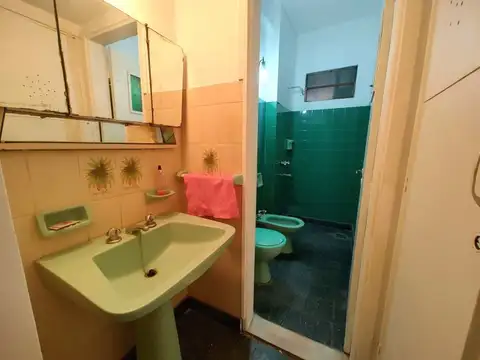Casa en Venta en Barrio Jorge Cura. 2 Dormitorios. Saavedra 2300. Rosario.