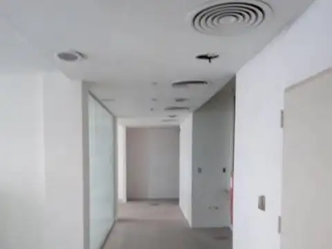 Oficina en Alquiler en San Nicolás, USD 1.000